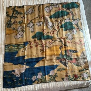 Sarah Flint x GRACIE Kano silk scarf, Made in Italy, NIB